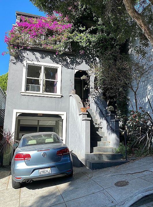 1st image of 142 Prentiss St