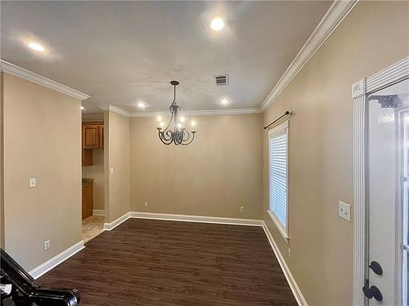 3rd image of 208 Amber Trace Ct