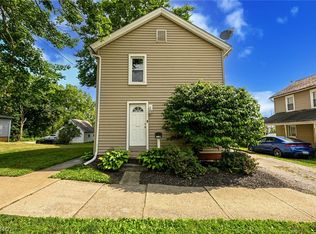 210 Pittsburgh St, Columbiana, OH 44408