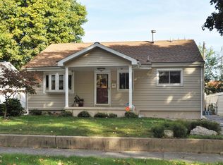 822 W Harvard St, Champaign, IL