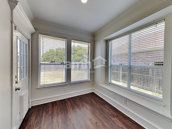 5th image of 1109 McKenzie Ln