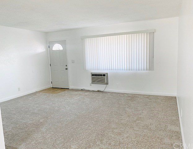 1st image of 221 N Vecino Dr