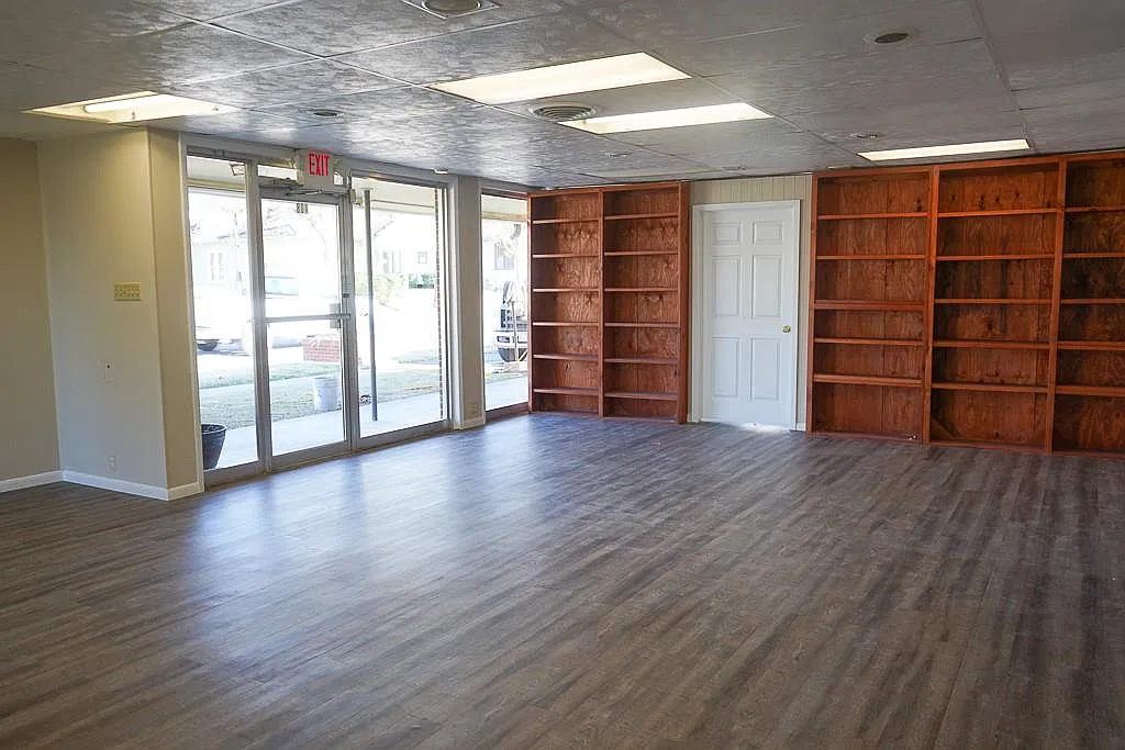 Studio, 800 sqft, $1,500 — Photo 2
