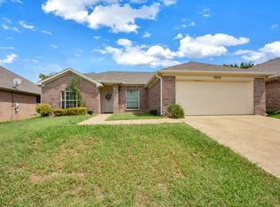 7909 Copper Canyon Dr, Arlington, TX 76002