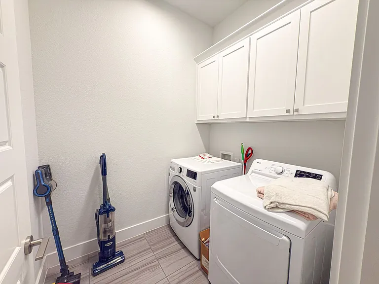 2839 Highpoint Ct — Photo 39
