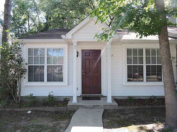 3rd image of 3107 Hotchkiss Ln