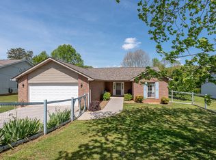 1106 Fielding Dr, Maryville, TN 37804