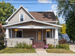 1428 E College Ave, Appleton, WI 54915