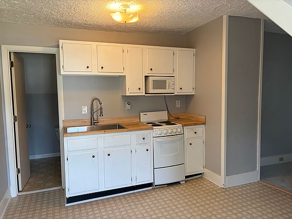 3rd image of 18 Clark Ave #3