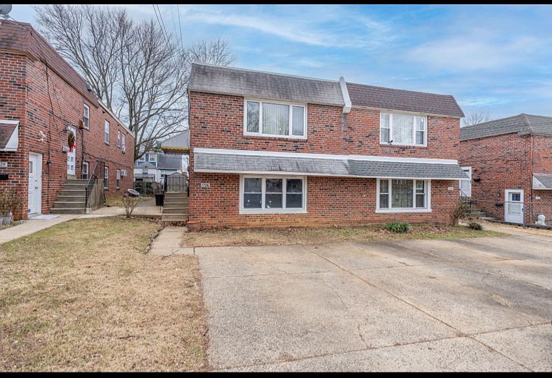 1st image of 1726 Borbeck Ave Floor 1