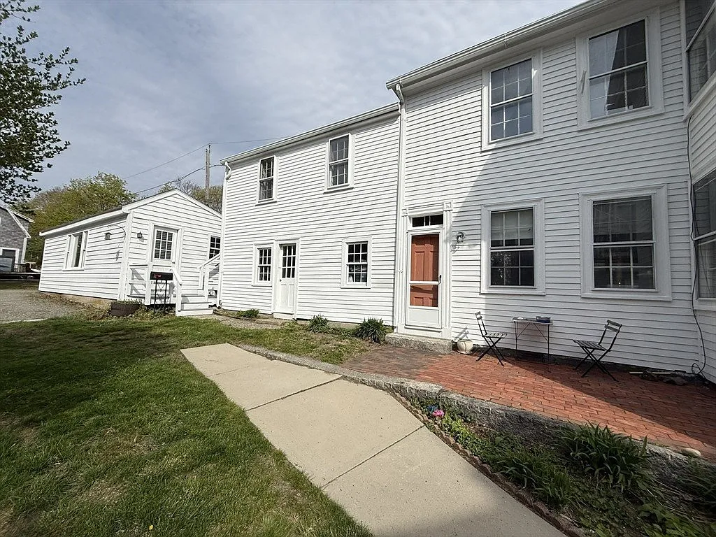 Building Photo - 32 Mount Pleasant St #2