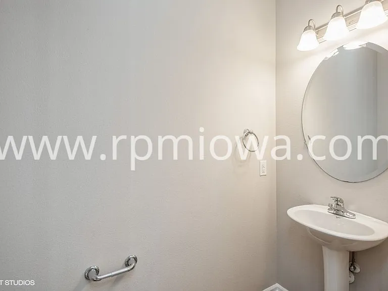 6905 Jack London Dr — Photo 7