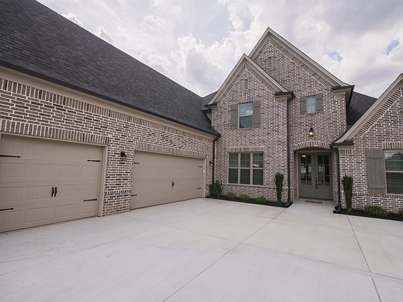 3rd image of 9574 Grays Hollow Dr S
