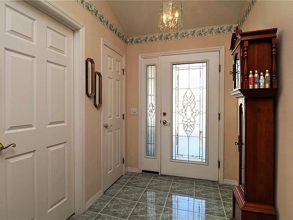 3rd image of 738 San Marino Dr