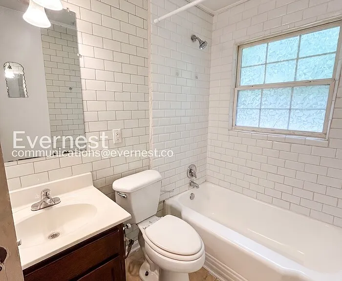 1242 Addison Ave — Photo 8