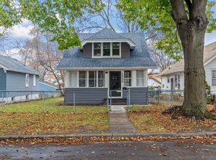 1556 Reaney Ave, Saint Paul, MN 55106