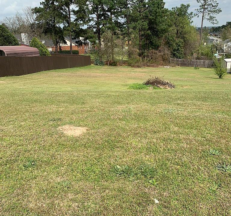 1st image of 2922 Norwood Dr