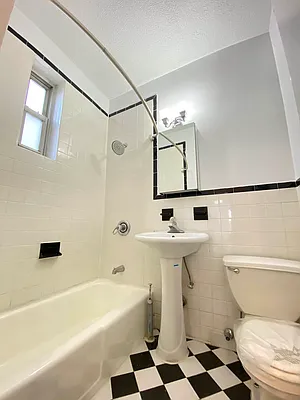 Rented by Bond New York | media 17