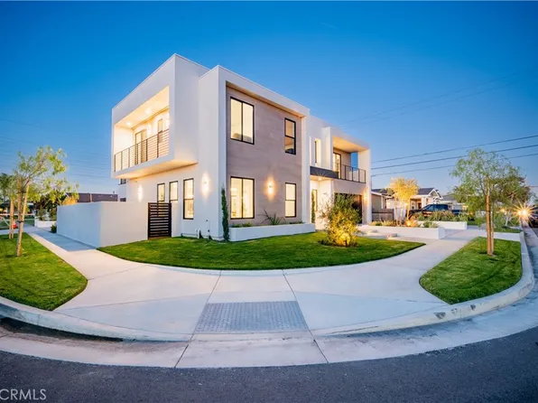 9541 Pollack Dr, Huntington Beach, CA 92646