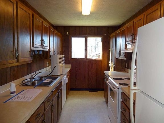 4th image of 2114 Ramsey Ave