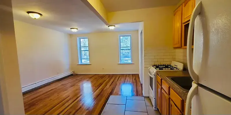 Rented by Fifth & Forever LLC | media 20