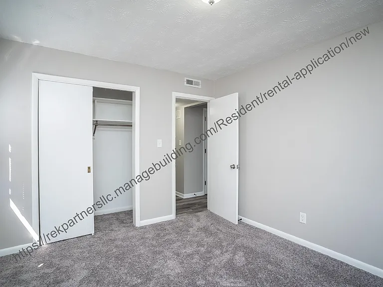 2525 Lakeview Ave — Photo 7