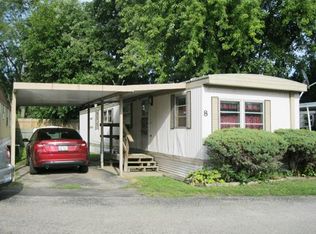 2830 4th St TRLR 8, Peru, IL 61354