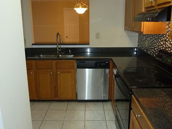 3rd image of 970 Sidney Marcus Blvd NE