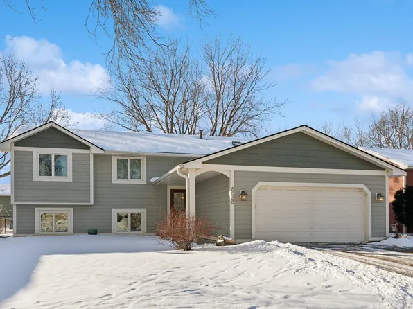 8038 Upper 145th St W, Apple Valley, MN 55124