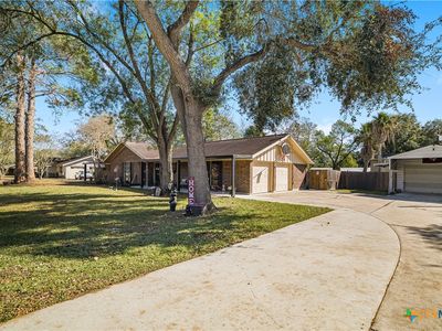 204 Brooks Rd, Victoria, TX, 77904