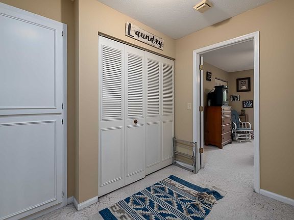 4th image of 6400 Green Island Dr APT 20