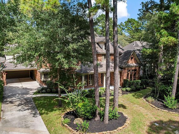 3rd image of 15 Crestone Pl