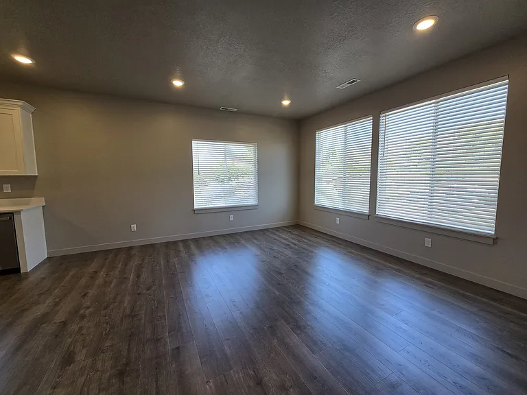 3813 S Ogden Ave #A — Photo 13