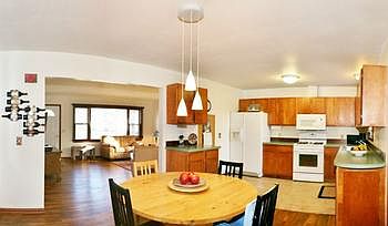 The layout of this home is very conducive for entertaining family and friends.