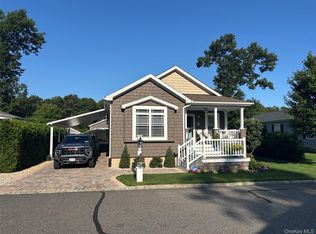 1661 Old Country Road #567, Riverhead, NY 11901