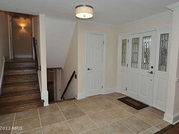 3rd image of 6201 Kellogg Dr