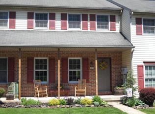 64 Ironstone Dr, Elizabethtown, PA 17022