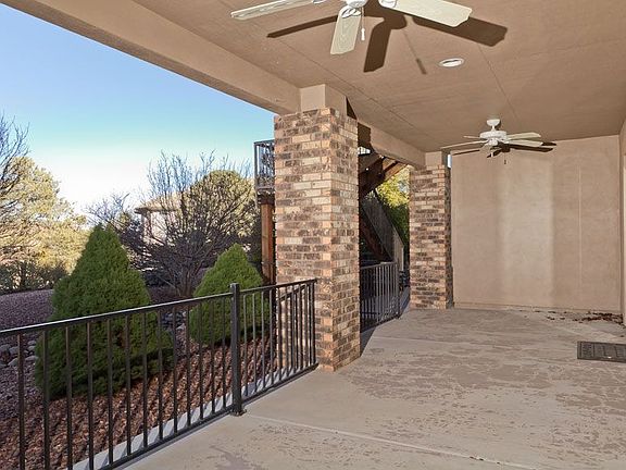 2nd image of 899 Northridge Dr