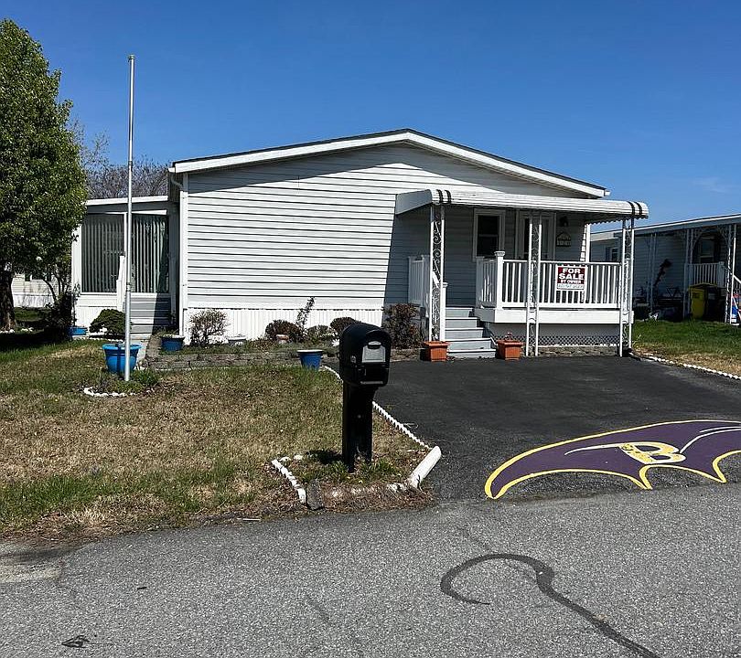 1st image of 102 Lariat Rd