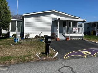 102 Lariat Rd, Middle River, MD