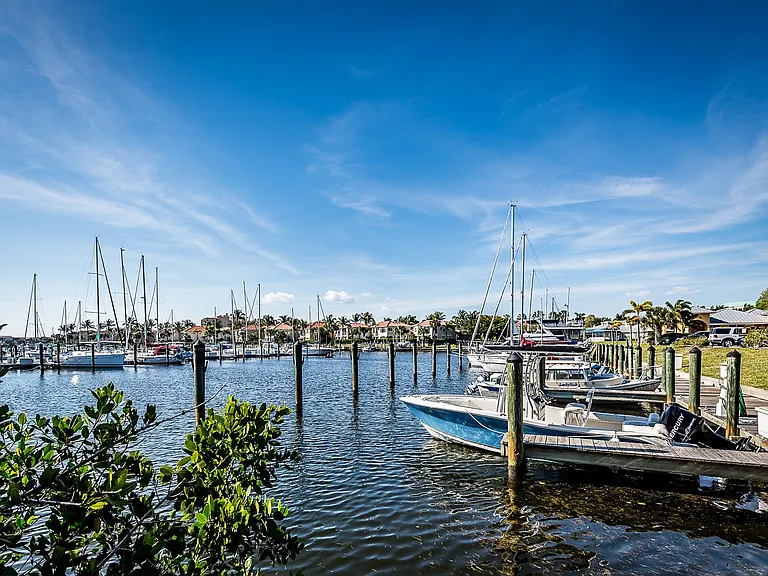 3313 Sunset Key Cir #402 — Photo 55
