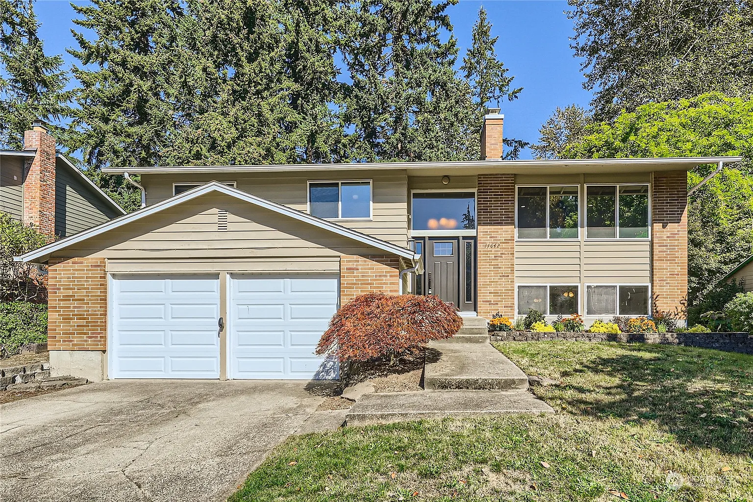 11642 NE 155th Street photo 1