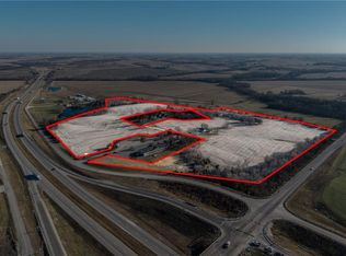 6399 Oakview Ln, Higginsville, MO 64037
