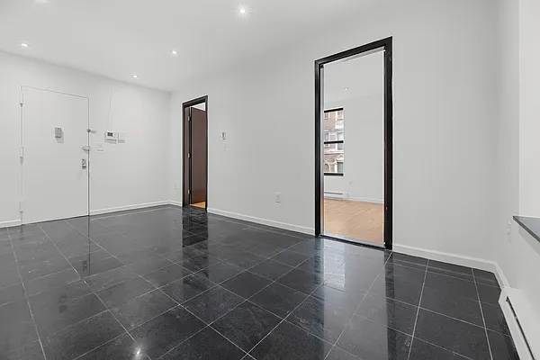 Rented by REAL New York | media 16