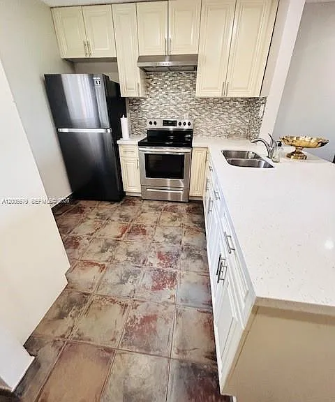 7740 Camino Real #G-404 — Photo 6