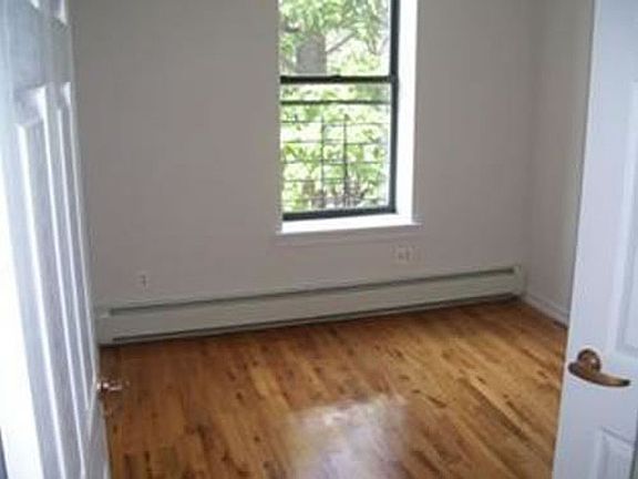 2nd image of 489 Ralph Ave #1