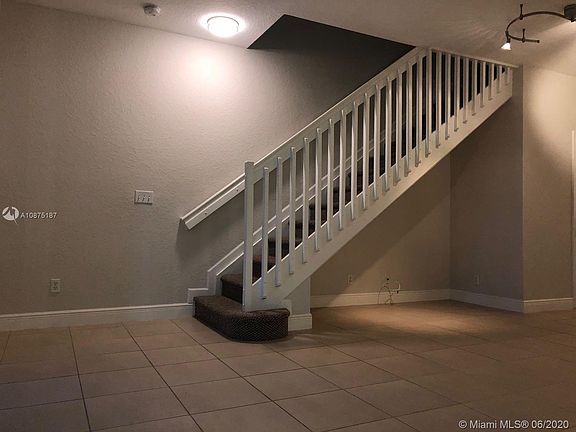 5th image of 4280 Vineyard Cir Unit 4280