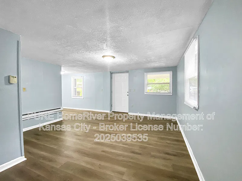2 bed, 1.0 bath, 1000 sqft, $875 — Photo 4