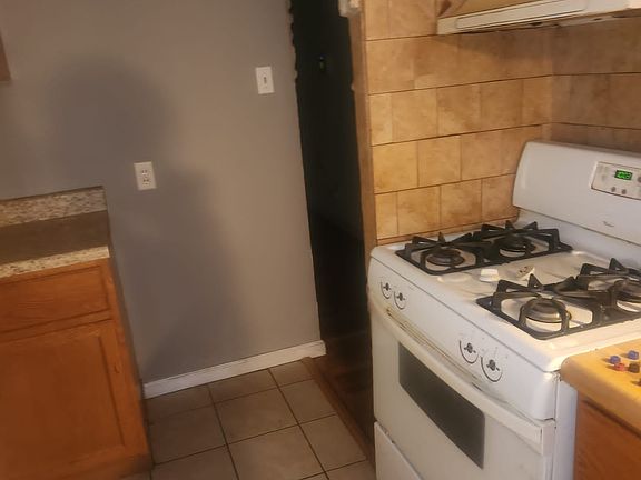 3rd image of 4317 Dryden Ct