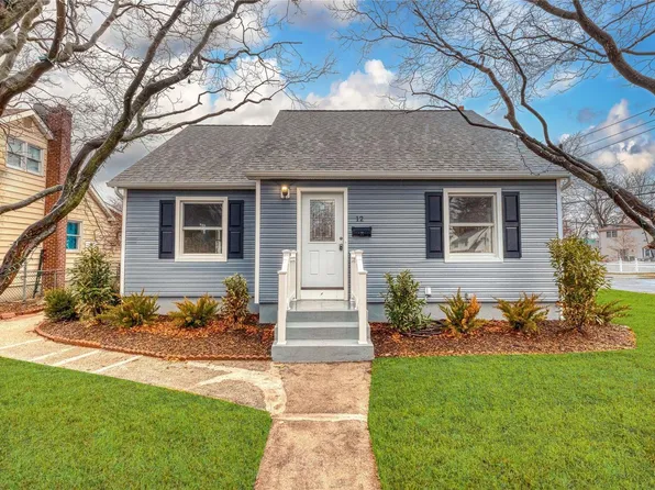 12 Henry Street, Bethpage, NY 11714